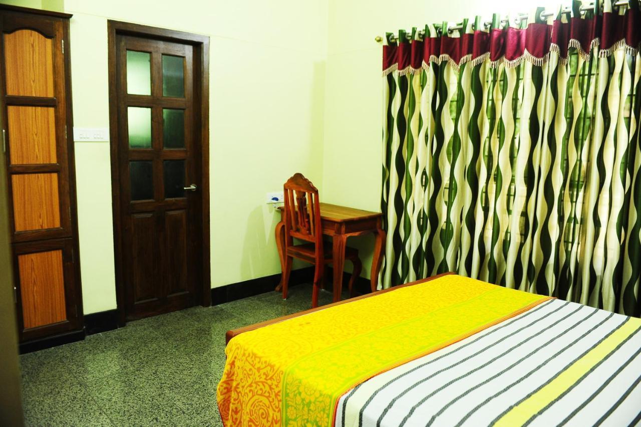 Moksha Homestay Thiruvananthapuram Zewnętrze zdjęcie