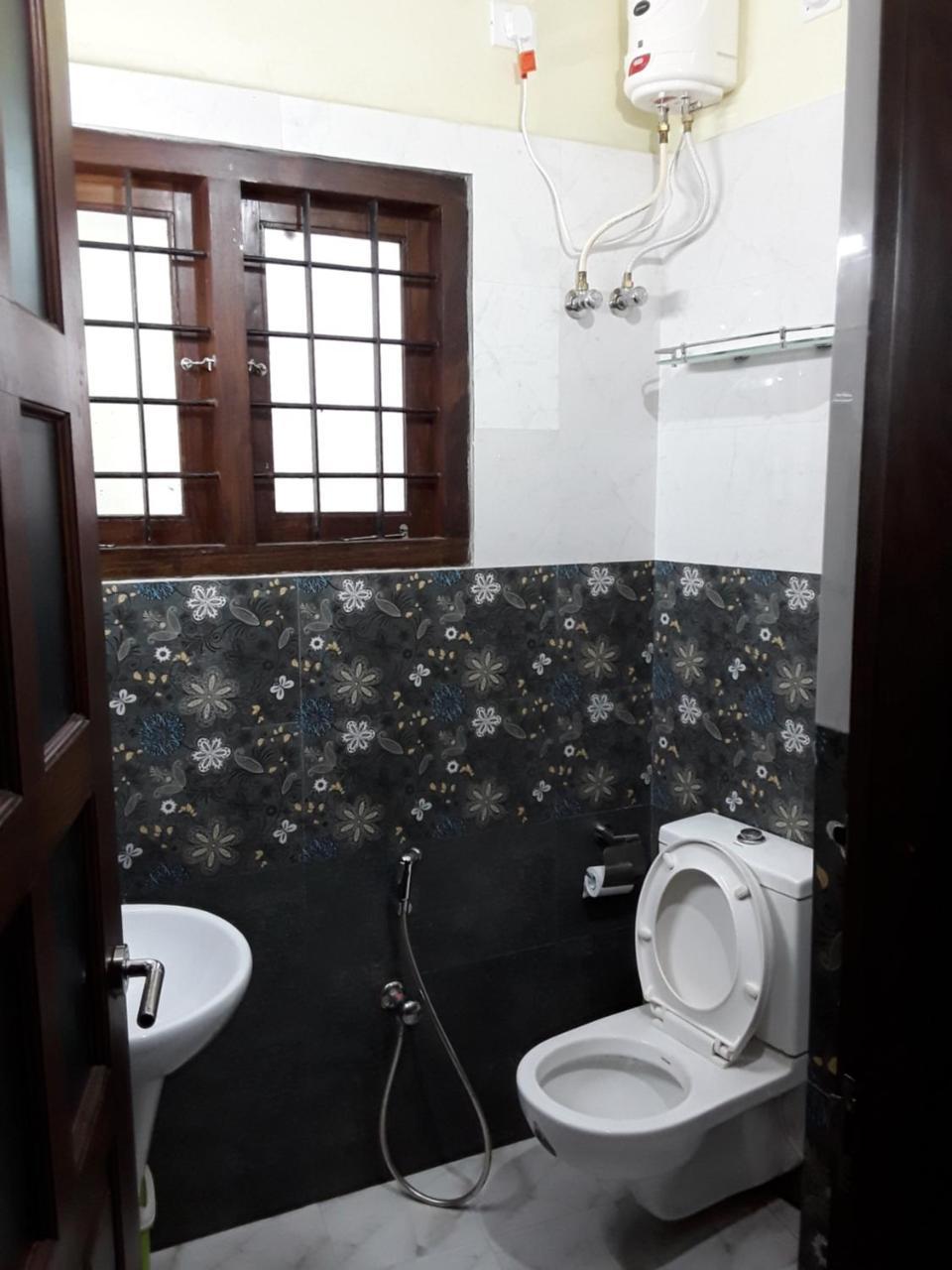 Moksha Homestay Thiruvananthapuram Zewnętrze zdjęcie
